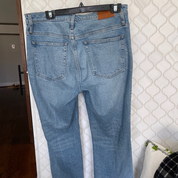 J Crew 9” Demi Boot Crop in Scuttle Wash. Sold out online. Size 30 - Picture 3 of 4